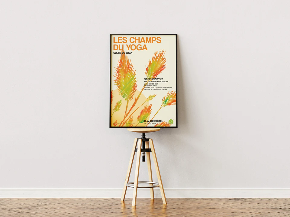 Affiche Les Champs du Yoga présentée dans un cadre